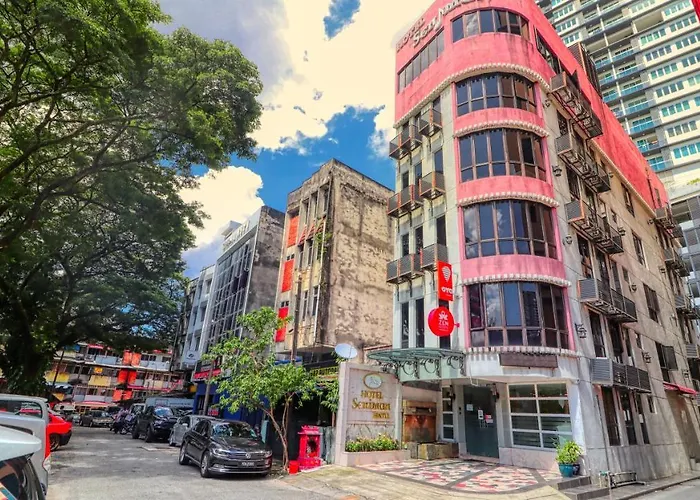 Hotel Seniman