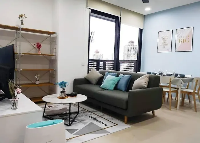 Mont Kiara Main Street Walking Distance Sunway 163 2 Bedroom Balcony 2-4Pax