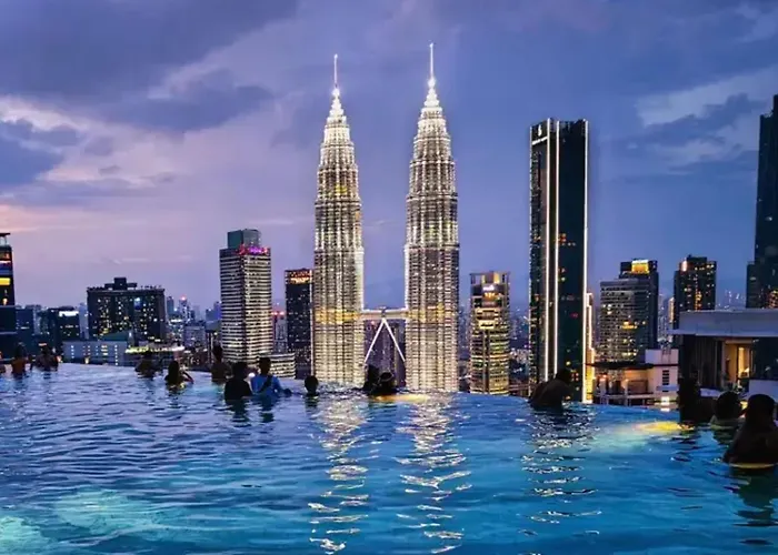 Eaton Kuala Lumpur With Klcc Skyline View Pool