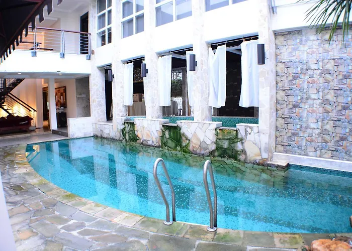 Pandora Spring Villa