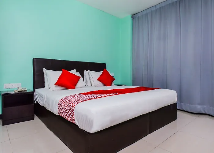 Oyo 499 Comfort Hotel Sentul