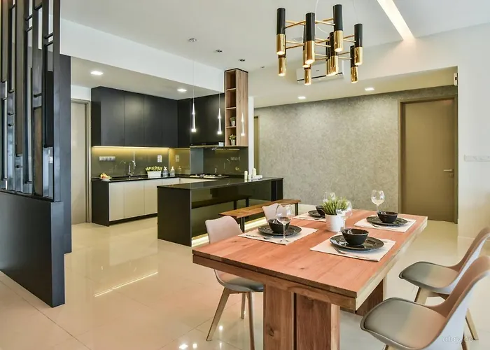 Quadro Residence