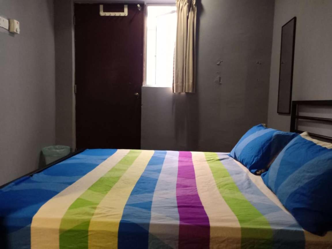Raizzy's Hostel