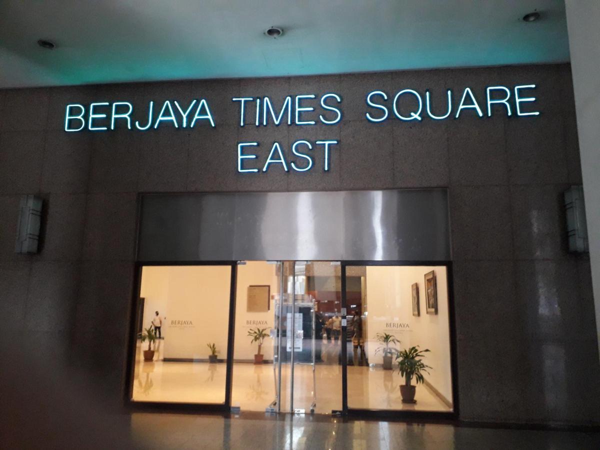 Golden Dream Service At Times Square Khách sạn 4*