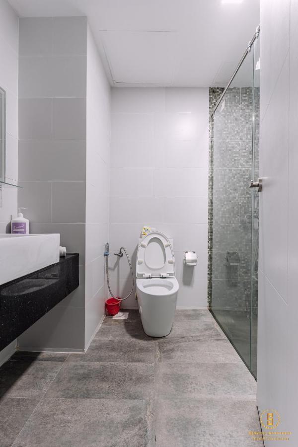 Serviced @ Vivacity Megamall Apartment *