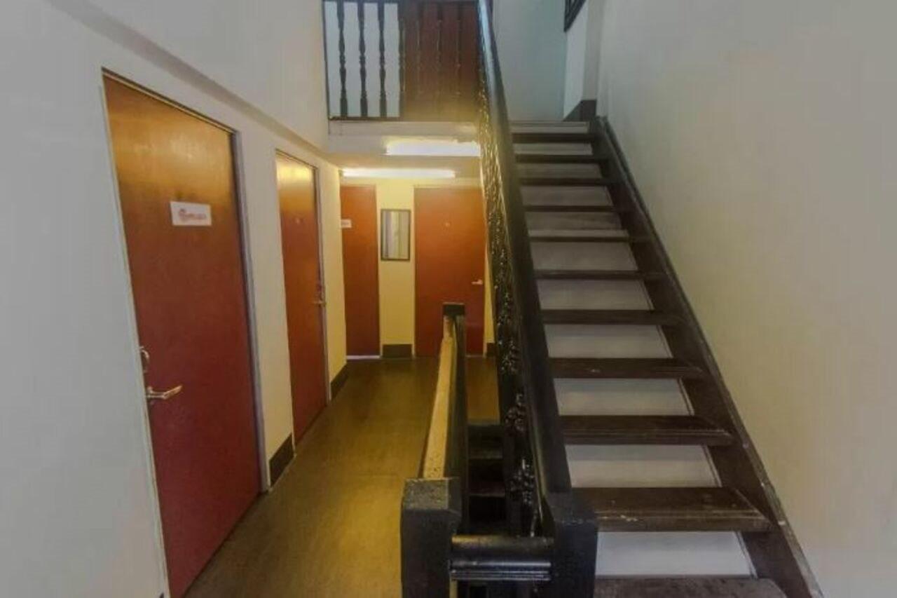 Hostel Step *