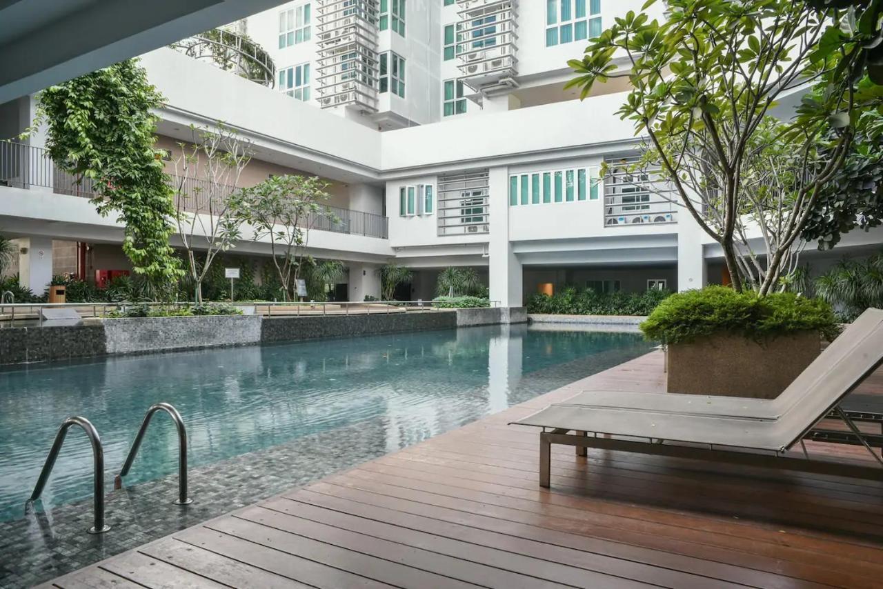 Mid Valley 1km Away Verve Old Klang Road