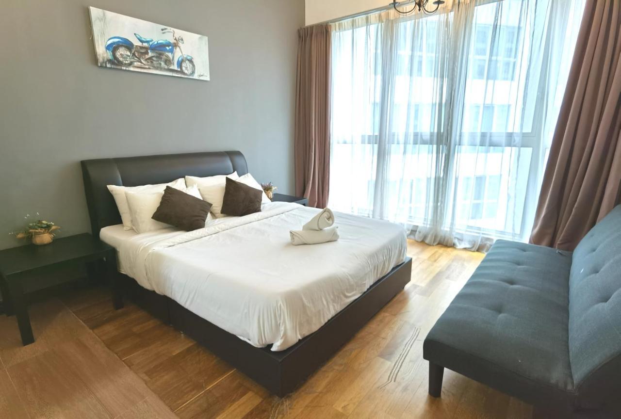 Apartment Klcc Inifinity Pool - The Regalia Residences & By Kl Minsu *