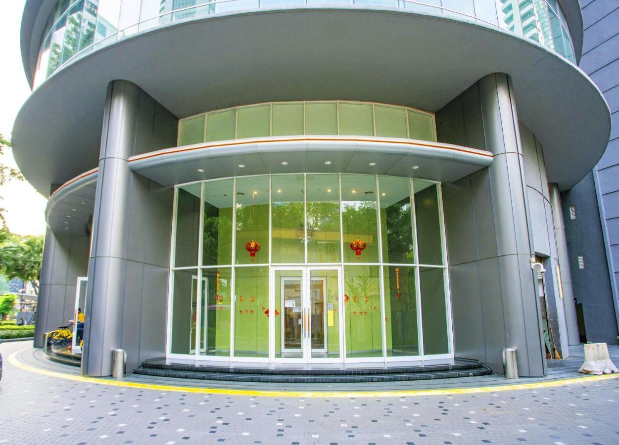 Quzoma In Klcc Vortex *