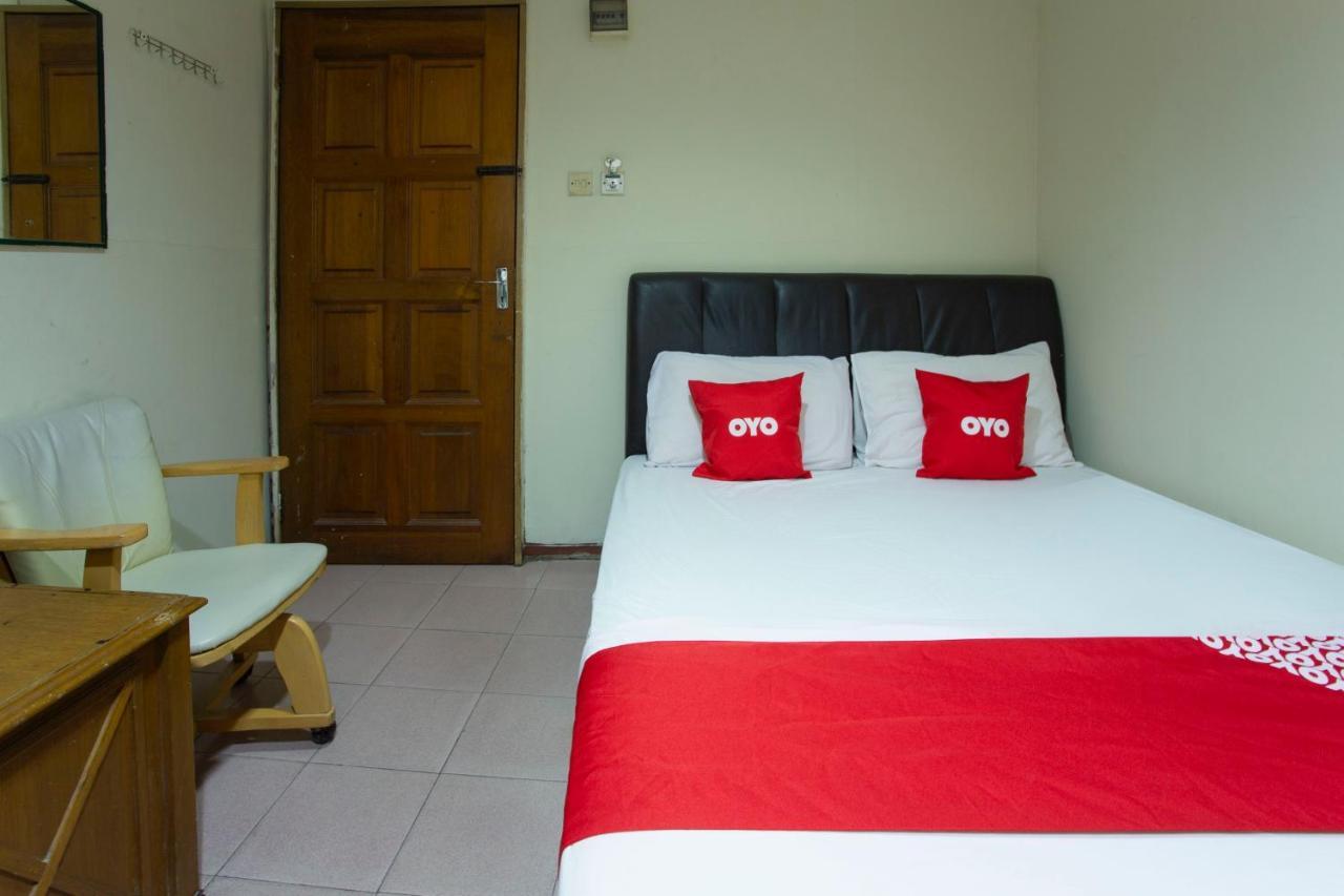 Oyo 90160 Kl Hotel