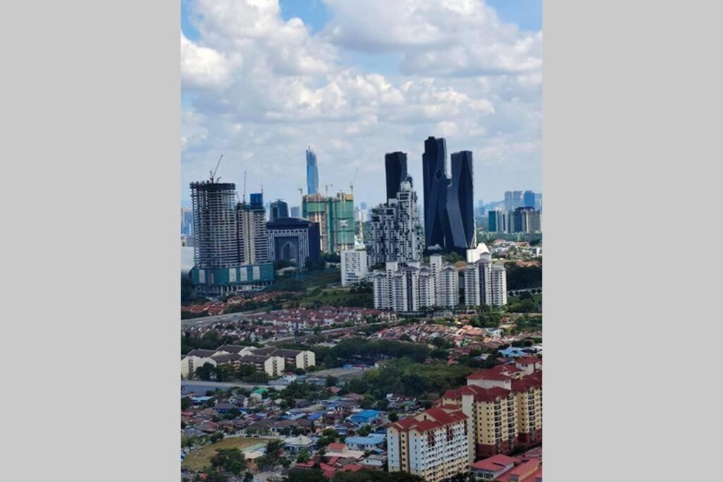United Point Stylist Design Kuala Lumpur