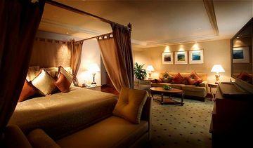 Crowne Plaza Mutiara 5* Kuala Lumpur