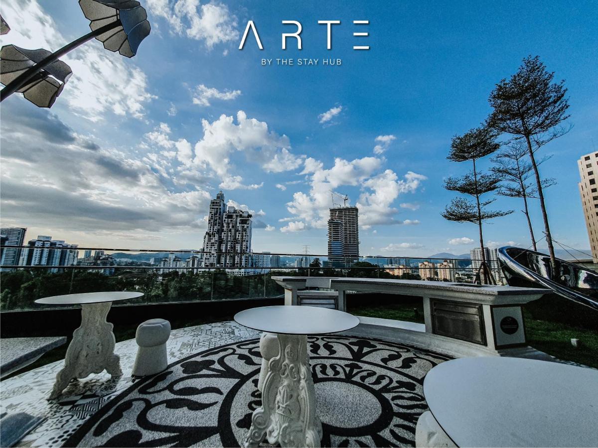 Arte Mont Kiara Luxury Suite With Heated Jacuzzi Pods - Free Parking - Next To Mitec- By The Stay Hub Pangsapuri Kuala Lumpur