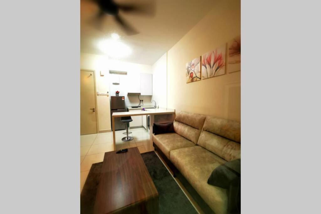 Apartment Happyhome @ Arte Mont Kiara Hartamas Damansara *