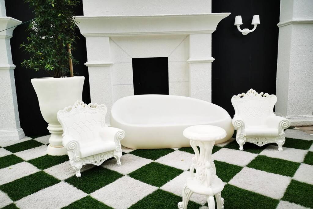Happyhome @ Arte Mont Kiara Hartamas Damansara * Kuala Lumpur