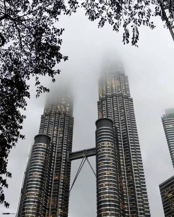 Twin Towers Dorms Hostel *