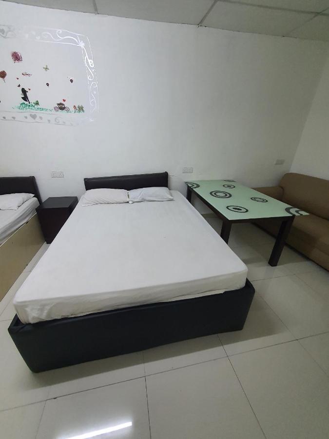 OYO 90202 Hotel Alam Jaya Hotel 2*
