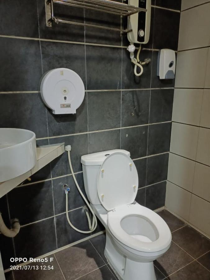 Hotel Q Express Maluri
