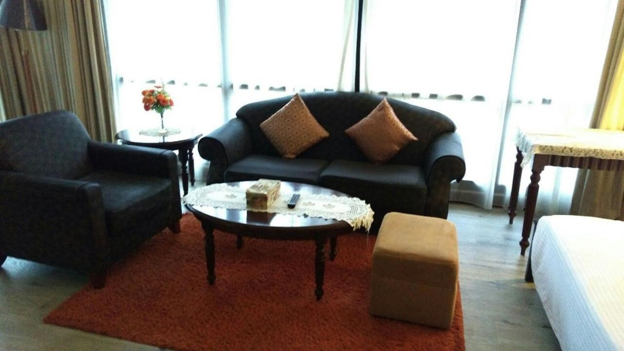 Peaceful Service At Times Square Apartment
