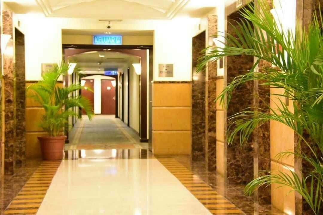 Peaceful Service At Times Square Apartment *