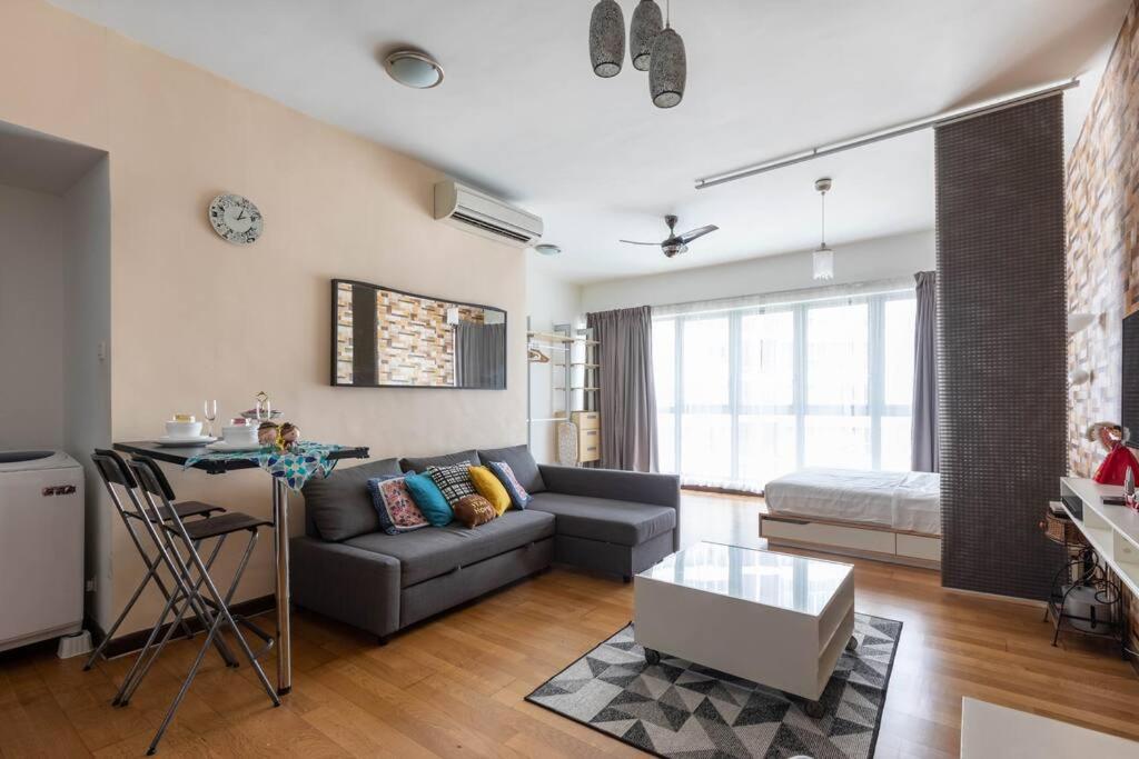 Cozy Regalia Kl 吉隆玻 Lrt & Ktm @1 Parking & Wifi Appartement