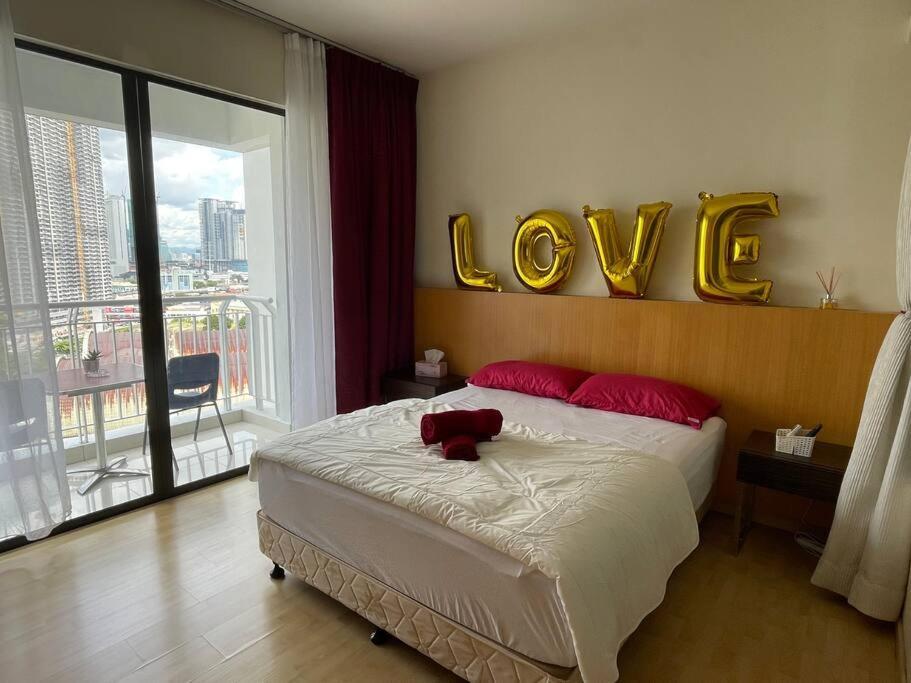 Private Jacuzzi Staycation At Kl 921 *