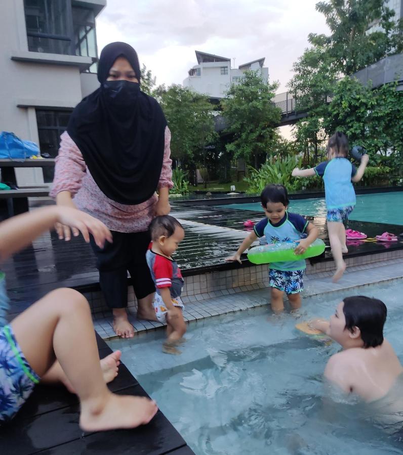 Astoria Ampang, 6pax - Near Klcc, Zoonegara, Ampangpoint Mall Homestay