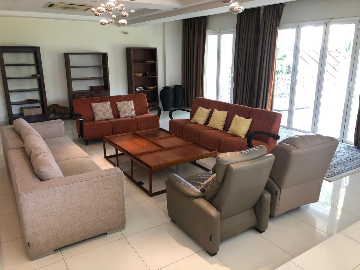 Vila Bangsar Grande 23 By Vale Pine *