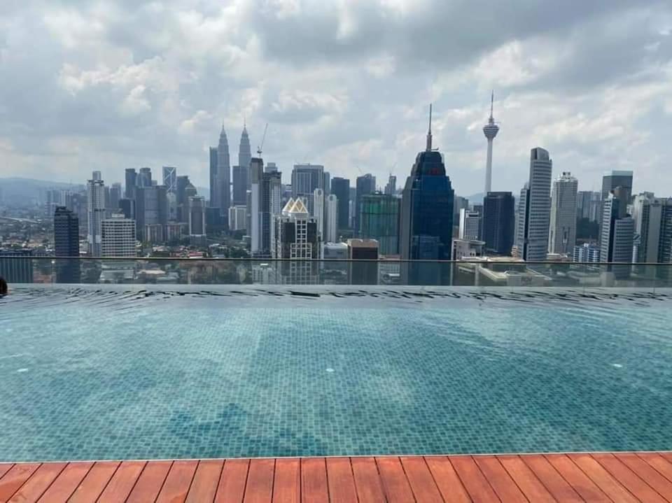 Wonderful Blue View @regalia Apartment *
