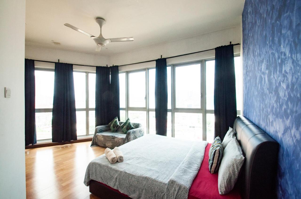 Stayawesome Homestay At Regalia