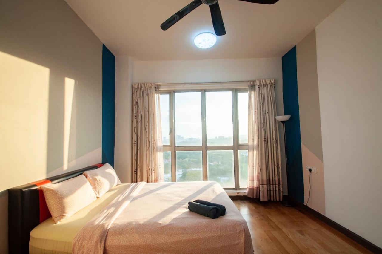 Apartment Stayawesome Homestay At Regalia