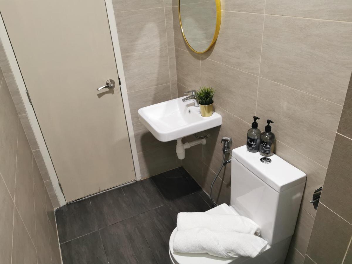 Apartment Rica Cozy Sentul West, Jln Ipoh 2br 6pax I Homebrickz
