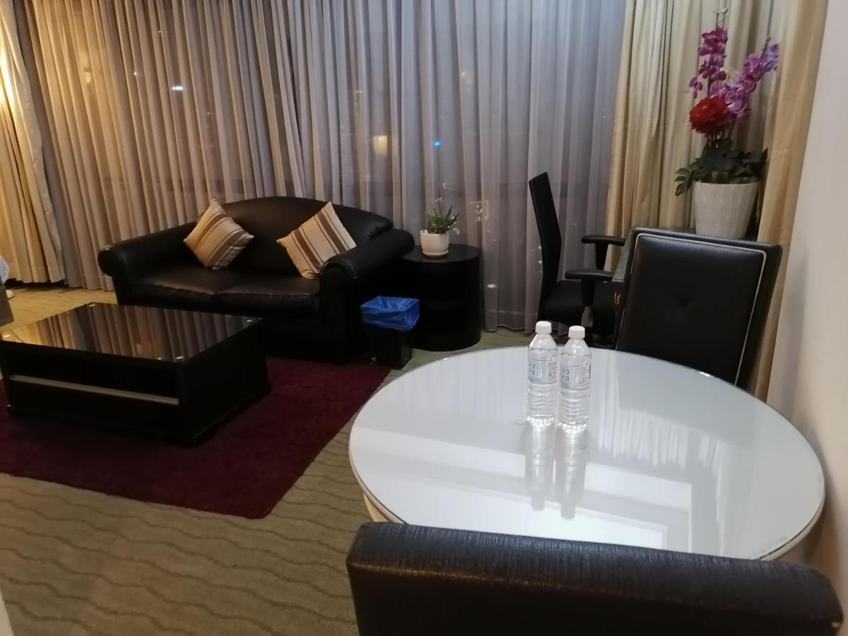 Apartamento Kl Seasons At Times Square *