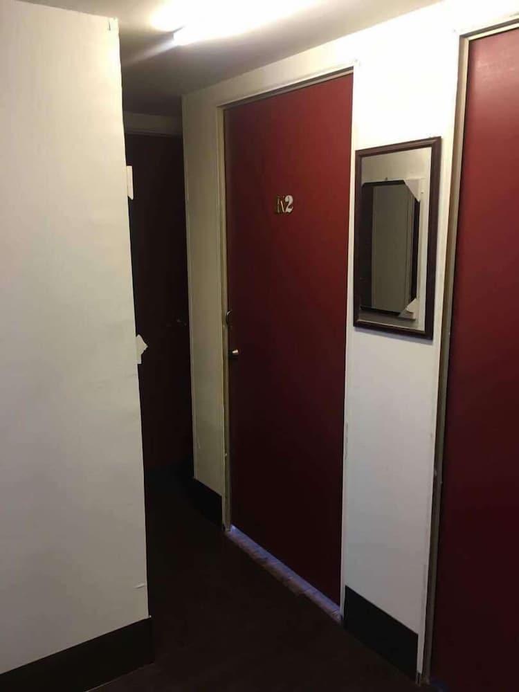 Hostel Step