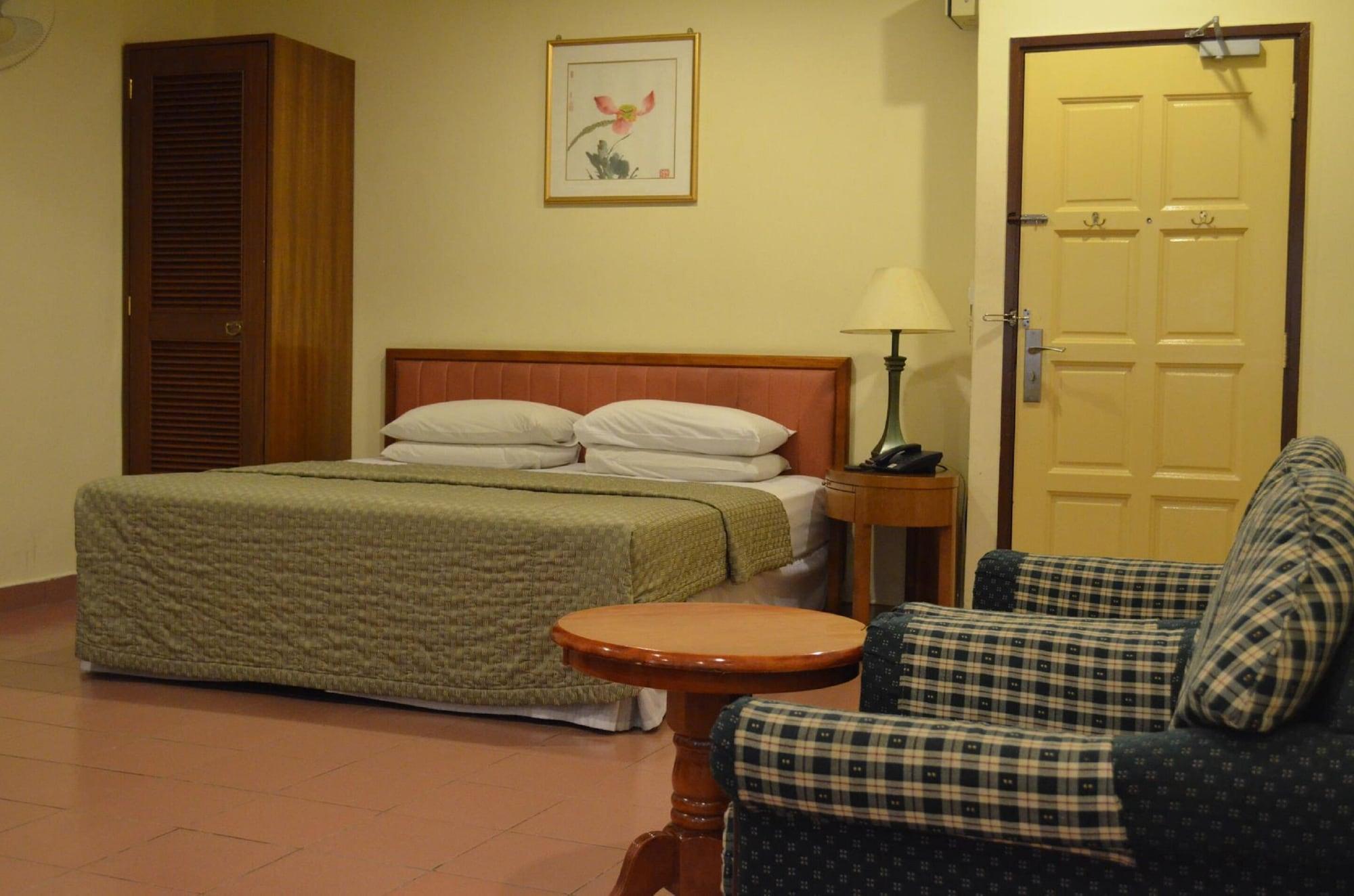 Hotel Lotus Family Medan Tuanku 3*
