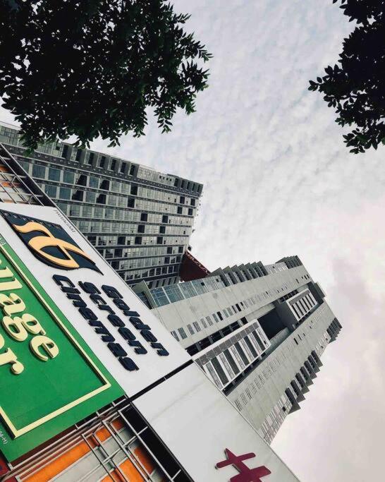 2br 8pax Swingduplexekocherasmall—infinitypool Mrt Apartment
