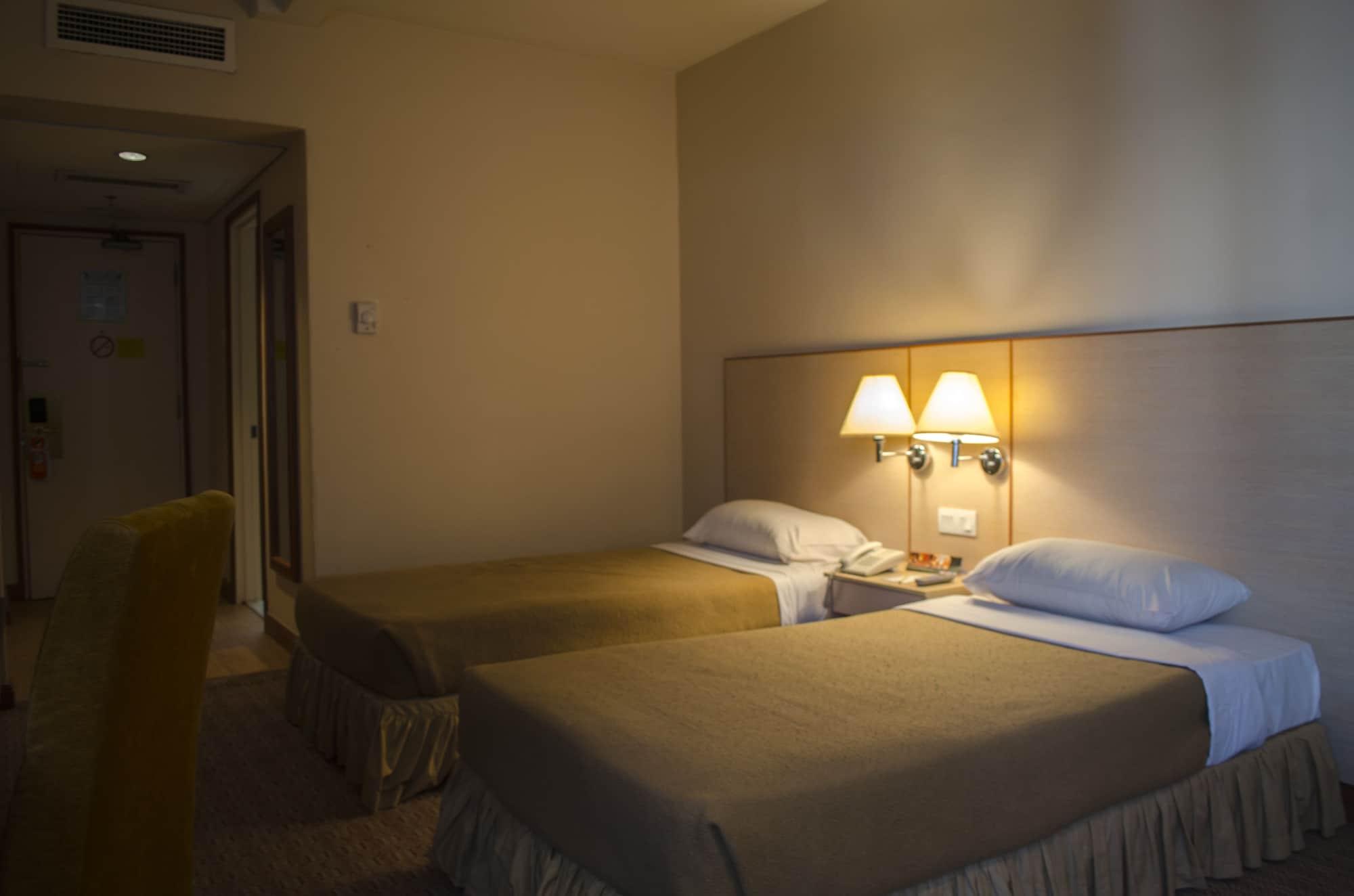 Plaza Grand Hotel