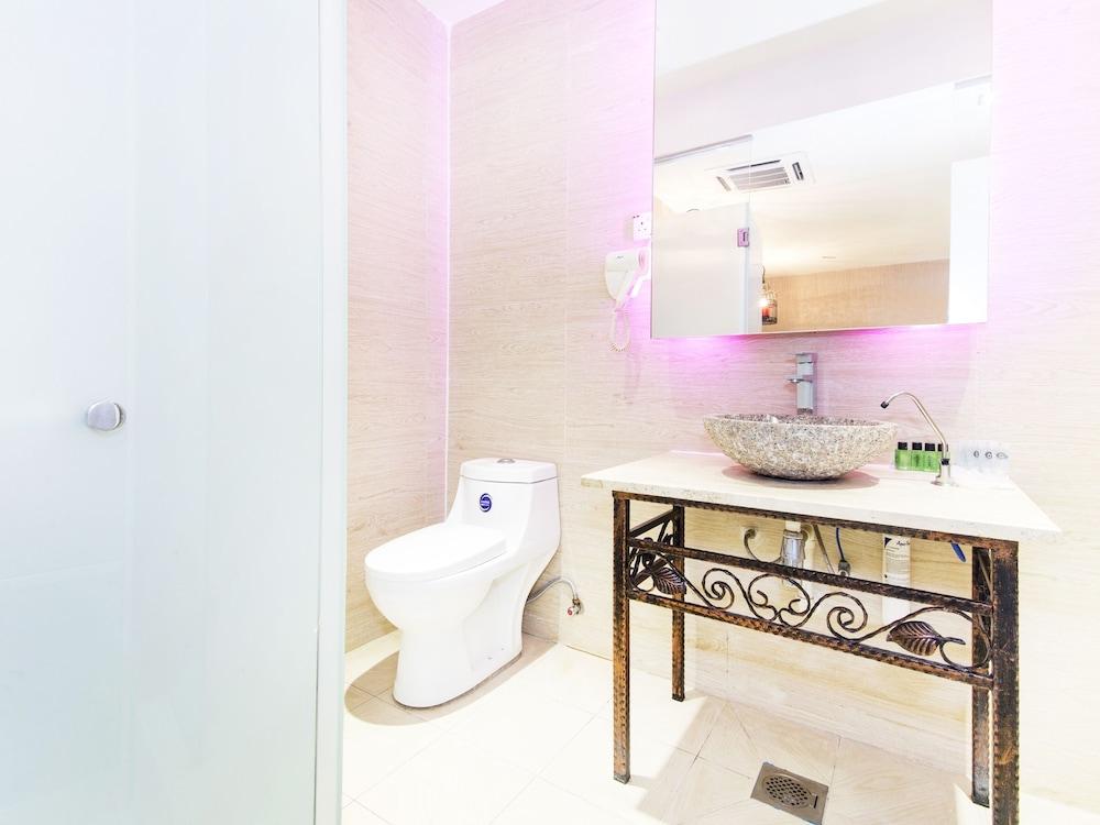 Victory Exclusive Boutique Hotel 2*