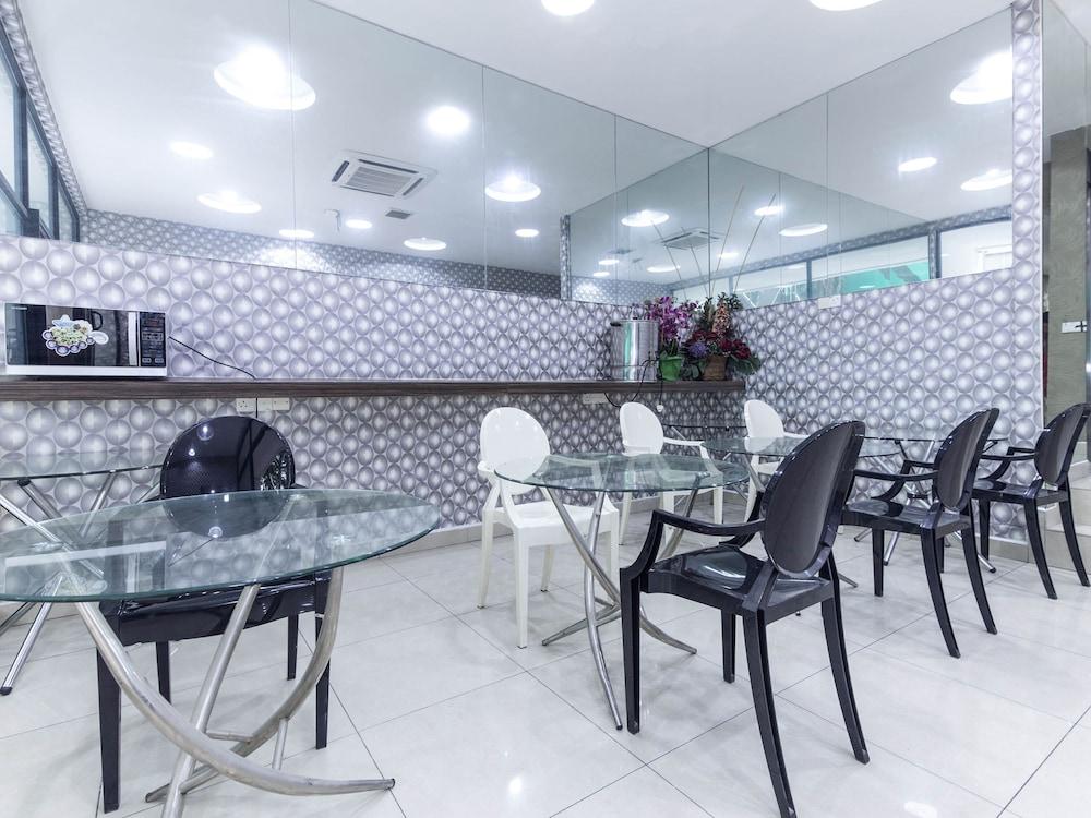 Victory Exclusive Boutique Hotel 2*