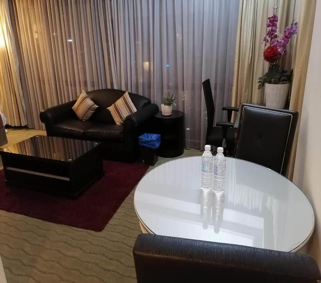 Pangsapuri Kl Berjaya Times Square Service Kuala Lumpur