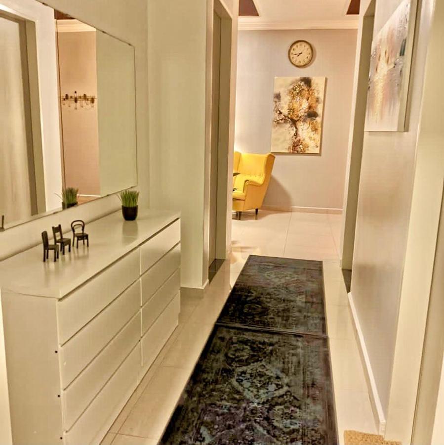 Apartment 3 Bedrooms Short At Klcc