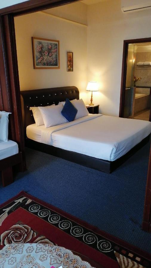 Apartment Raymond Suites At Berjaya Times Square