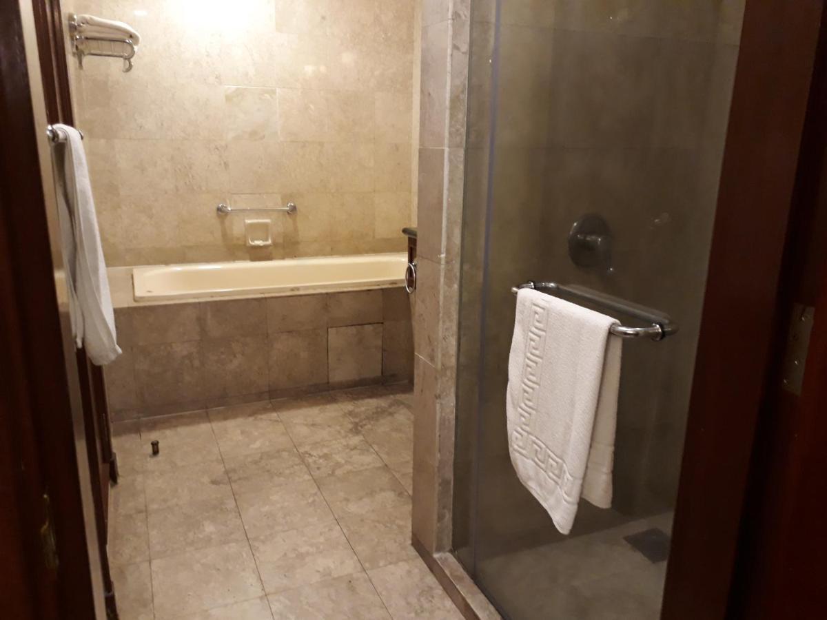 Apartment Raymond Suites At Berjaya Times Square