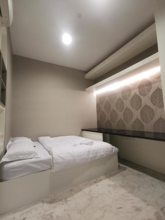 Apartment Platinum Suites Klcc Deluxe 2 Bedroom By Lamanche