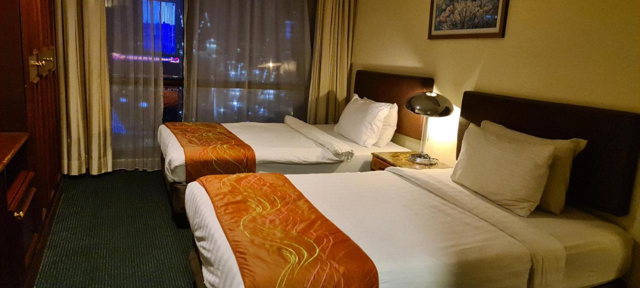 Apartment Raymond Suites At Berjaya Times Square