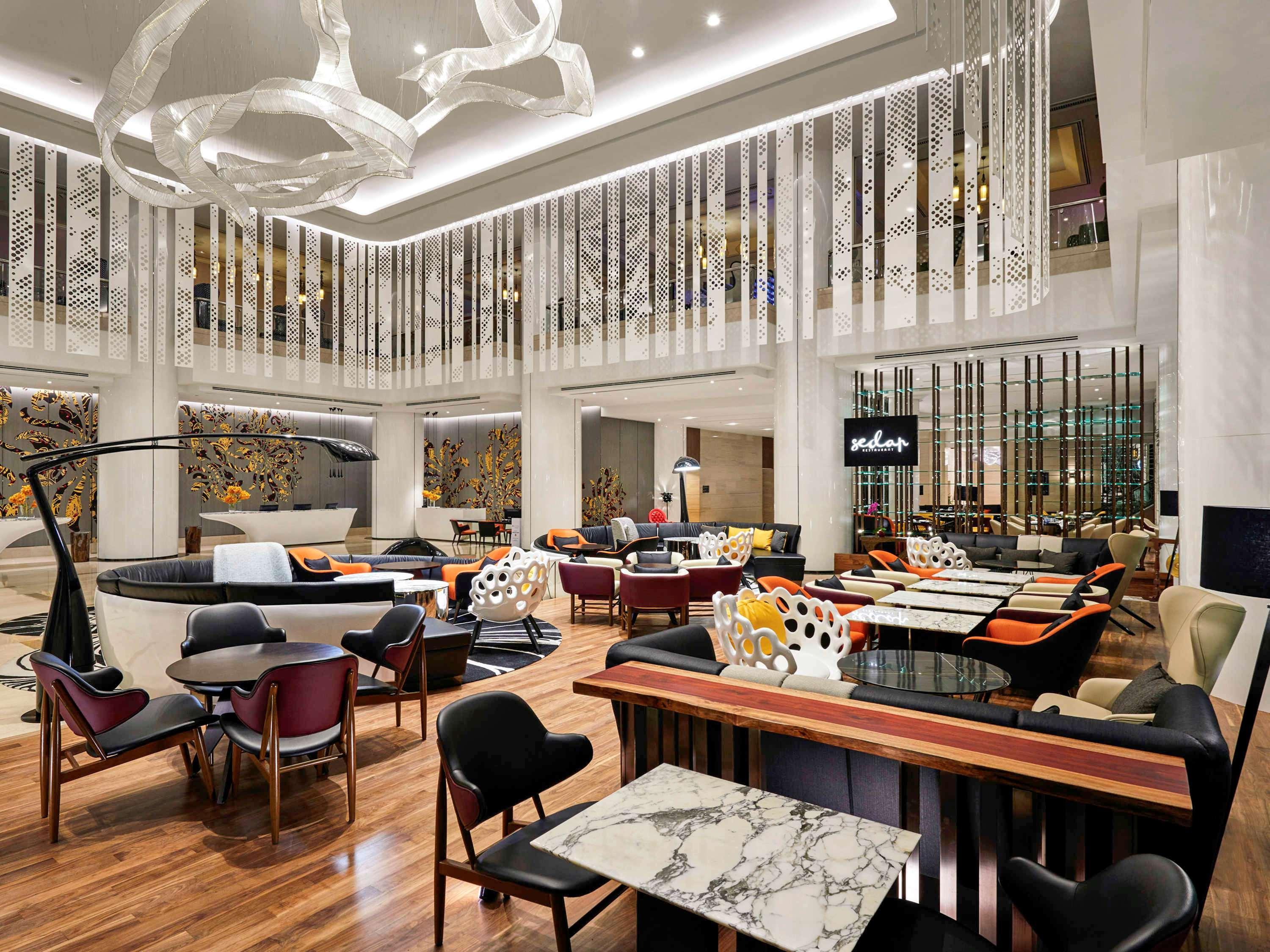 Pullman Centre & Residences Hotel