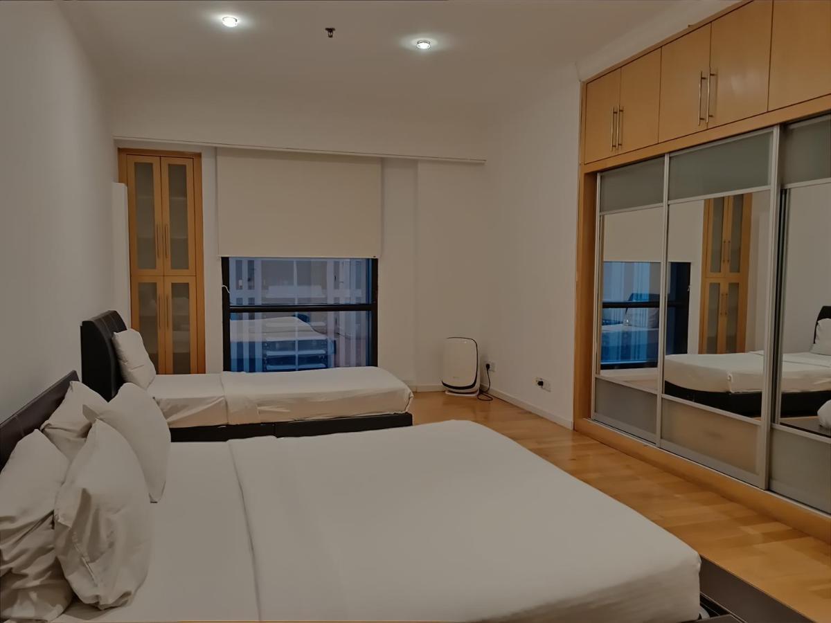 Excellent Service At Times Square 4*