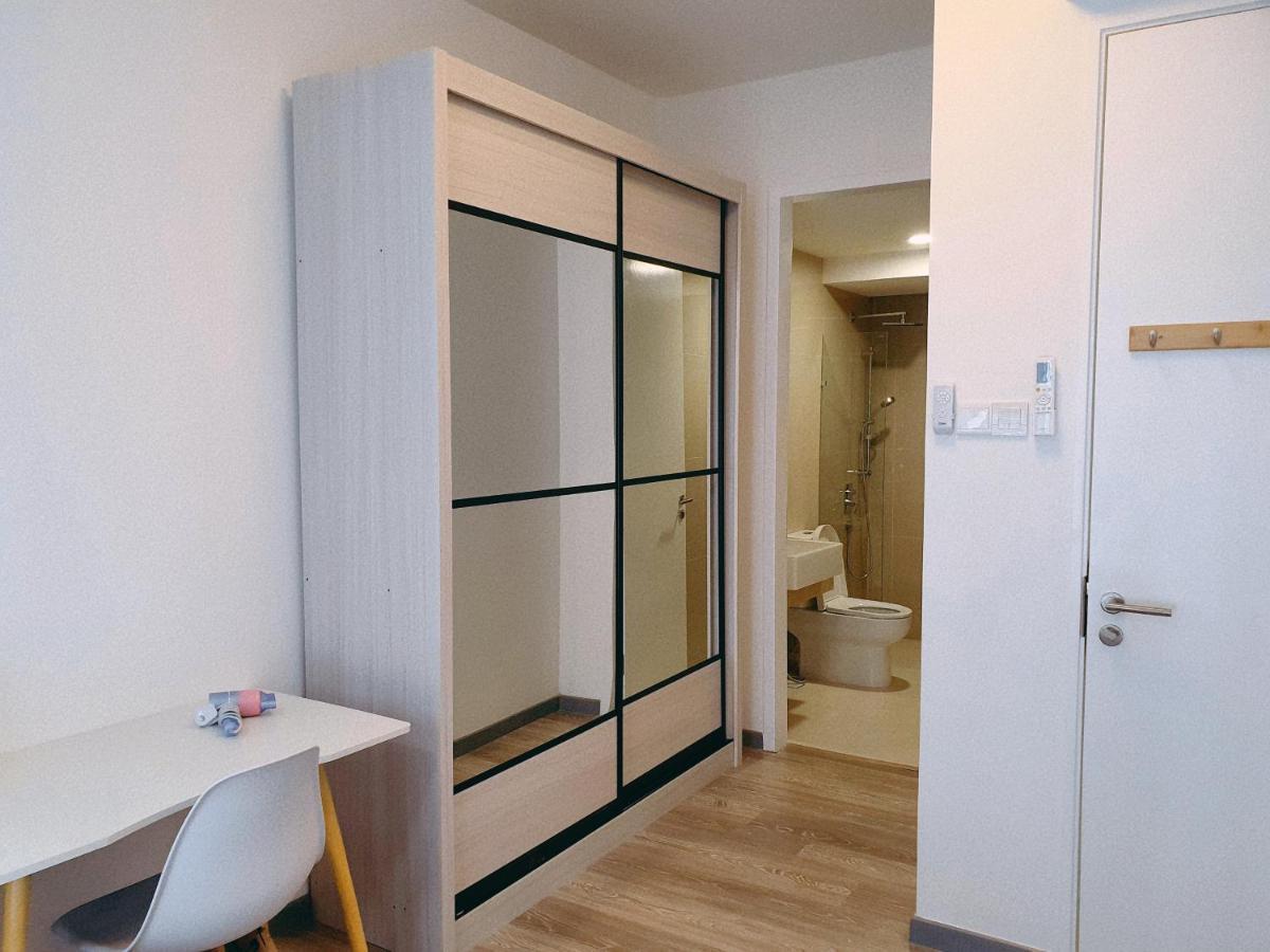 Apartment United Point 6 Pax Near Mont Kiara Desa Park Kepong