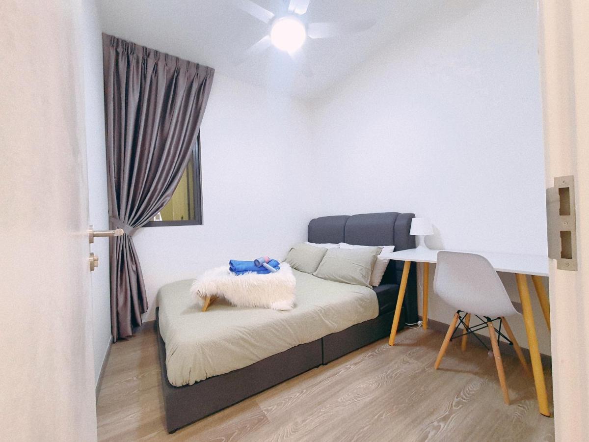 United Point 6 Pax Near Mont Kiara Desa Park Kepong Apartemen Kuala Lumpur