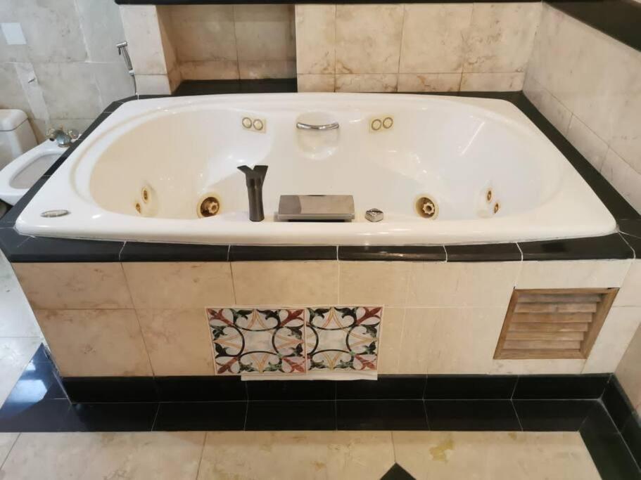 Luxurious Spacioushome 17pax Fahrenheit Pavillon Appartement *